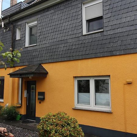 Privatzimmer Haus Gruenewald Золинген Екстериор снимка