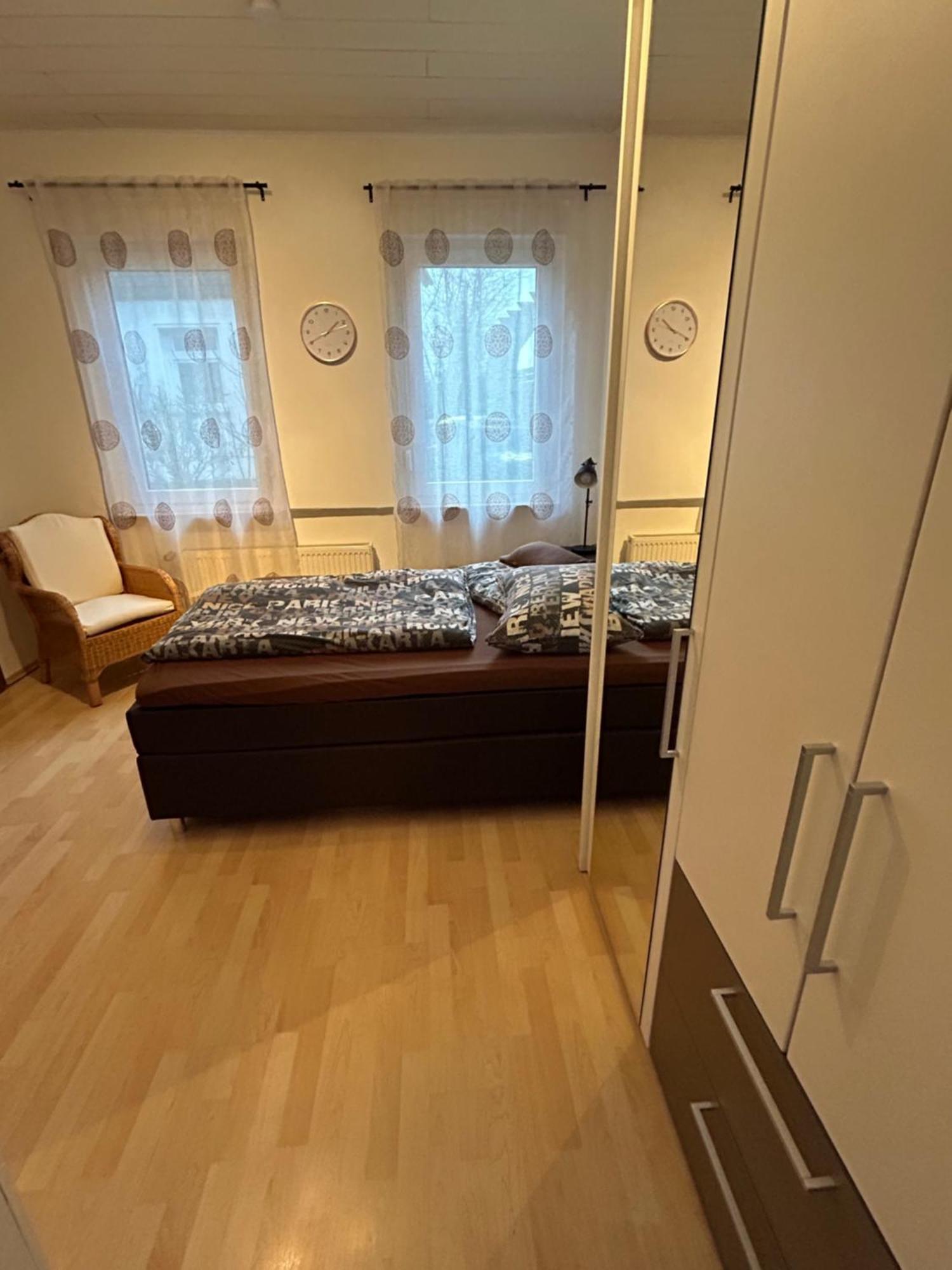 Privatzimmer Haus Gruenewald Золинген Екстериор снимка