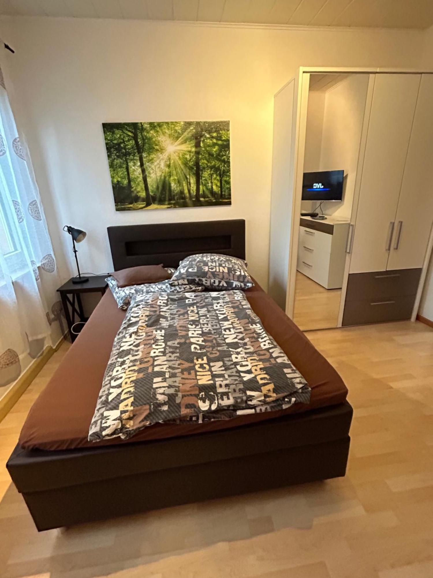Privatzimmer Haus Gruenewald Золинген Екстериор снимка